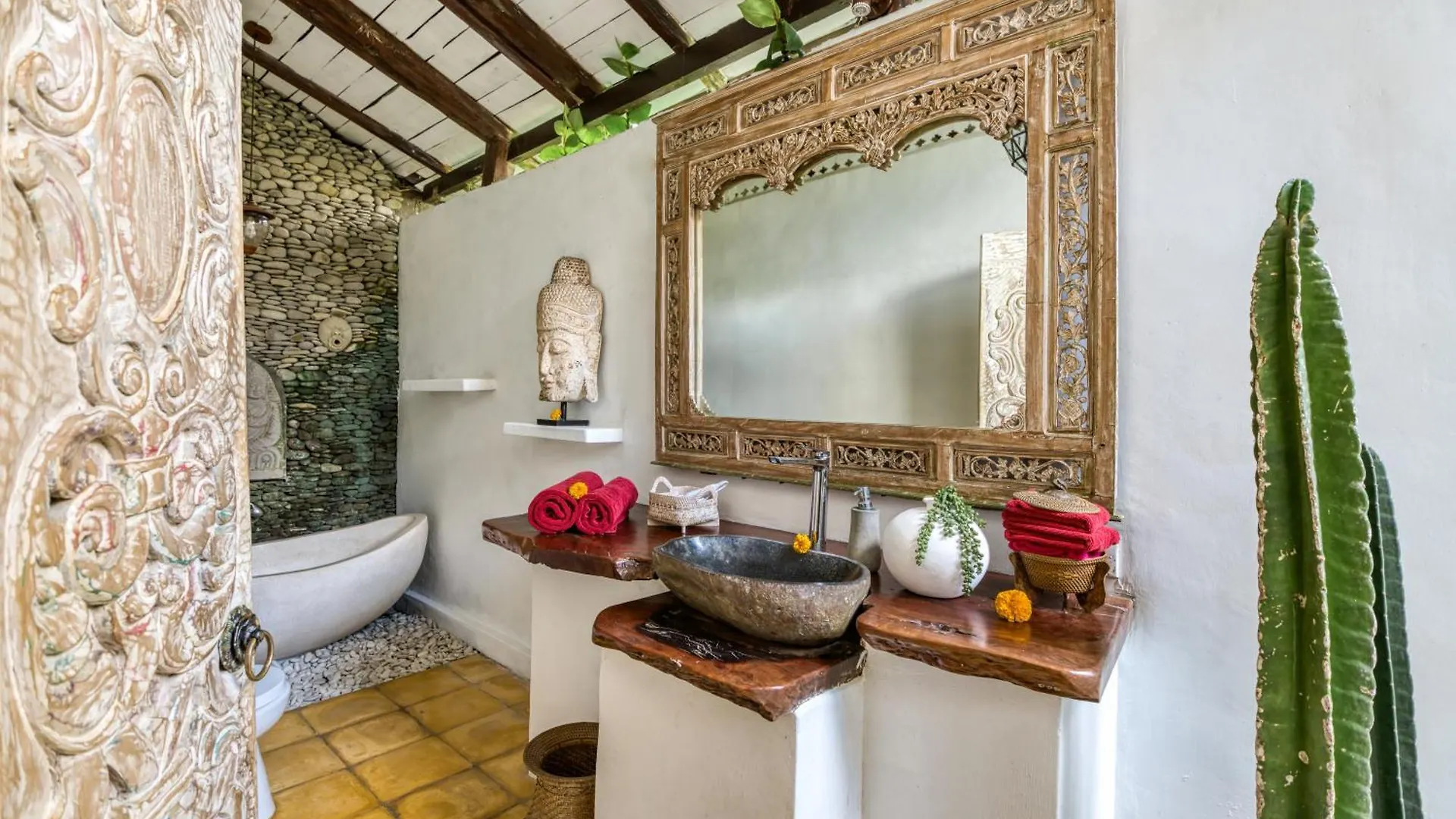 مزرعة للإقامة The Rice Joglo Eco-Stay أوبود إندونيسيا